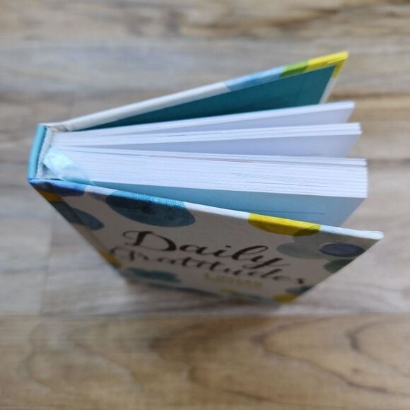 🔹️Daily Gratitude A Journal To Record The Good Things In My Life Hardcover - Picture 7 of 9